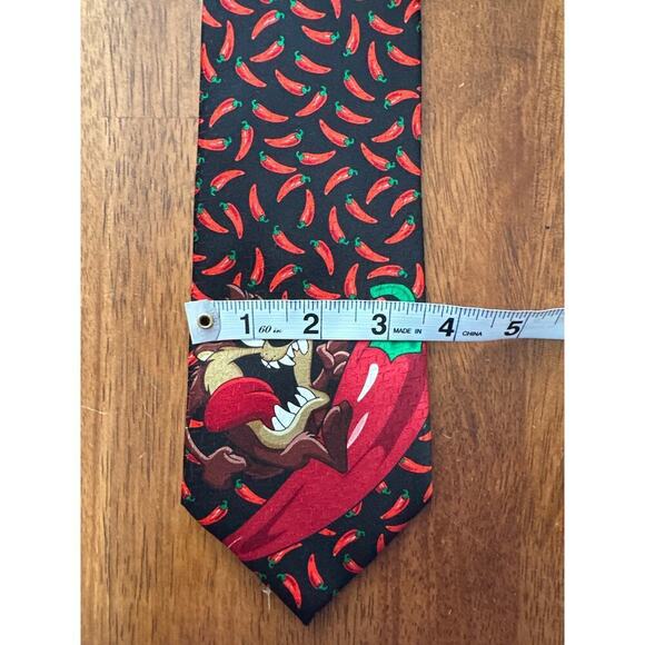 Vintage LOONEY TUNES TASMANIAN DEVIL 100% Silk Tie - Picture 4 of 6